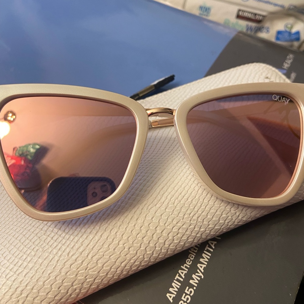 Quay sunglasses new collab JLo
